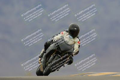 media/Jan-15-2023-SoCal Trackdays (Sun) [[c1237a034a]]/Turn 9 (2pm)/